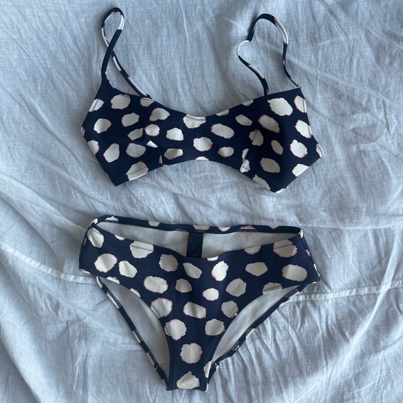 COS Bikini Set - Picture 2 of 5